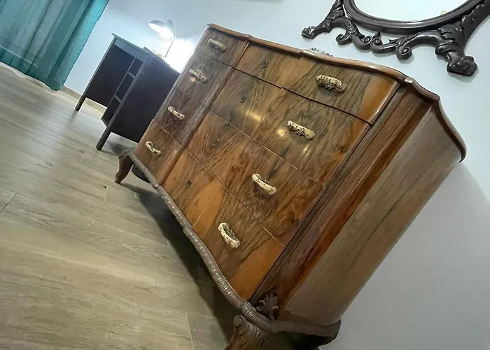 Проживання в сім'ї Smeraldo *